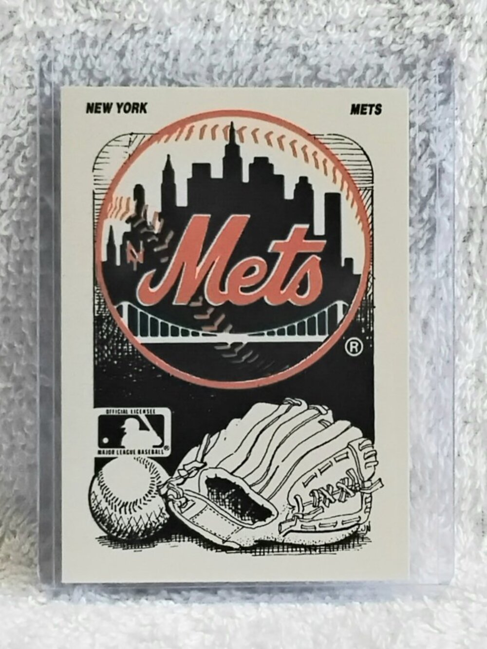 3/$15 Mint 1987 Fleer Update New York Mets MLB Team Logo Sticker Card!!